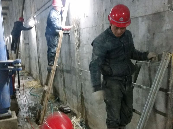 進(jìn)行地下室堵漏施工時(shí)注意哪些問(wèn)題？